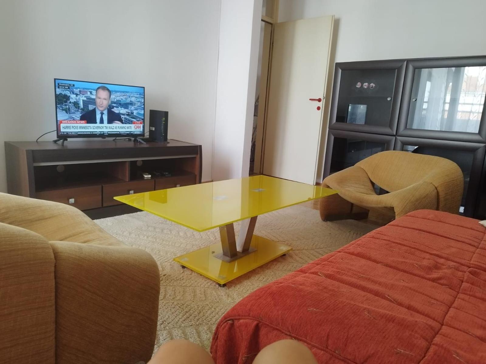 Apartman Senka 2 Apartment Podgorica Ngoại thất bức ảnh